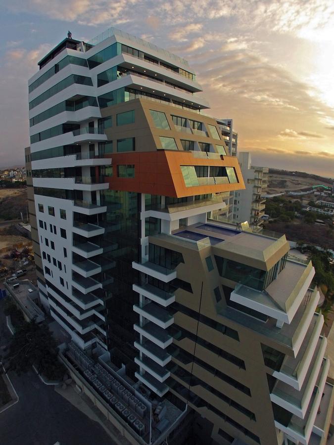Hotel Poseidon Манта Екстериор снимка