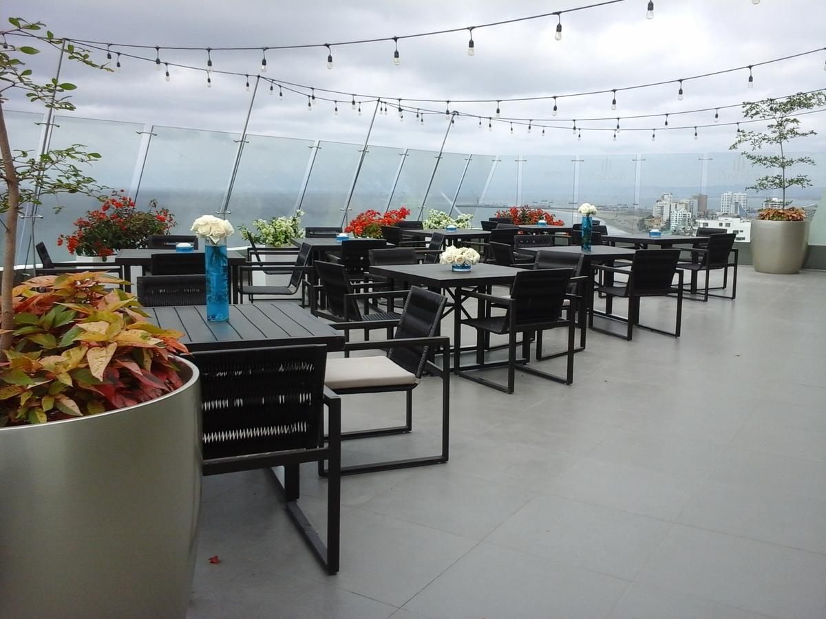 Hotel Poseidon Манта Екстериор снимка