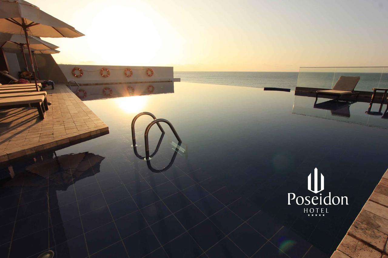 Hotel Poseidon Манта Екстериор снимка