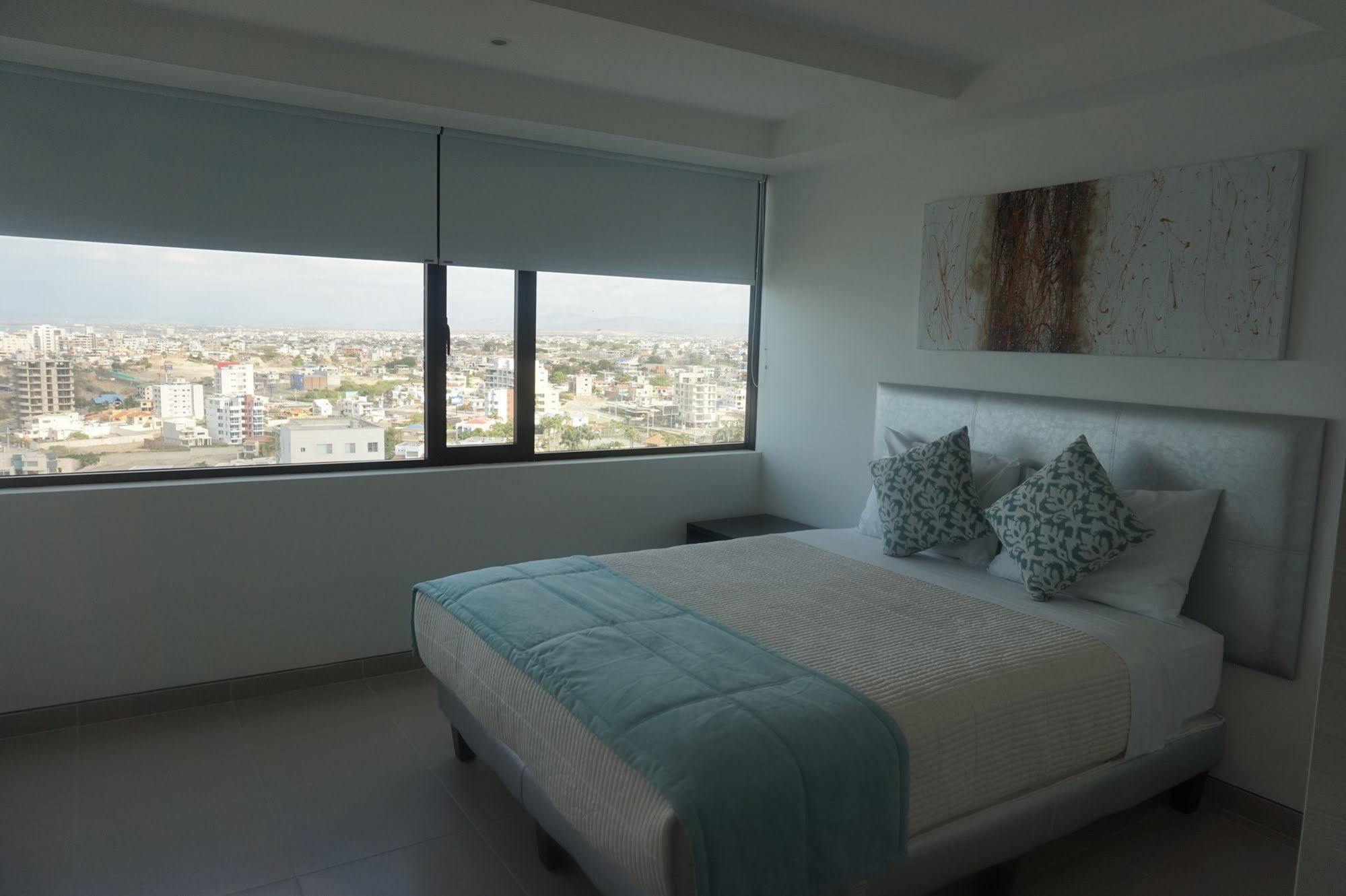 Hotel Poseidon Манта Екстериор снимка
